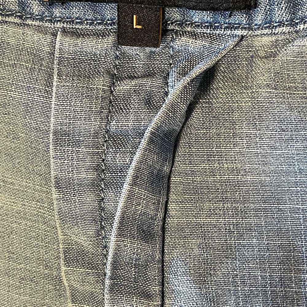 Quince Blue Button Up Shirt Short Sleeve Pocket Minimalist Chambray Top Medium - Picture 7 of 9